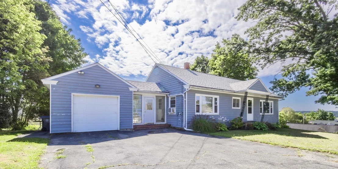 Photo of 9 Byron Ave