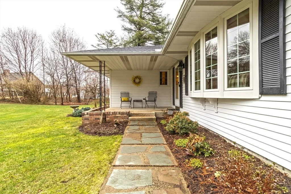 Photo of 25 Pinecrest Circle