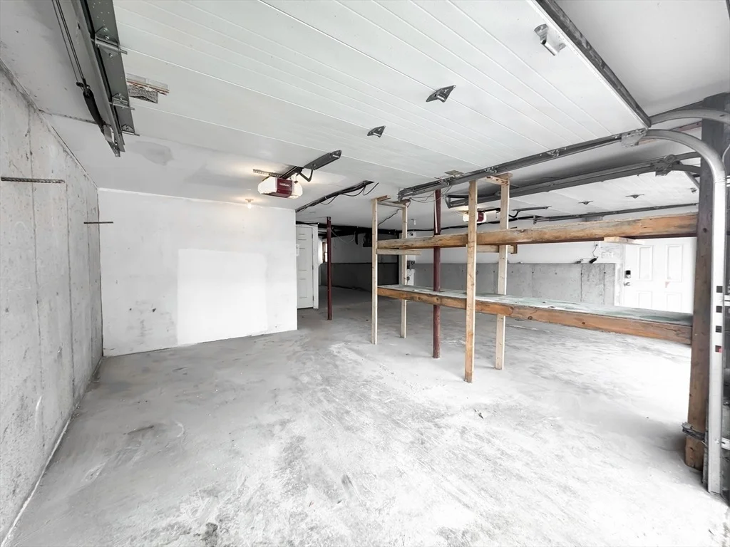 Photo of 25 Popes Ln