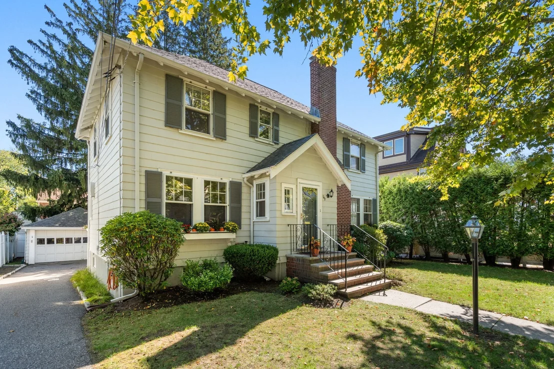 Photo of 142 Claflin Street