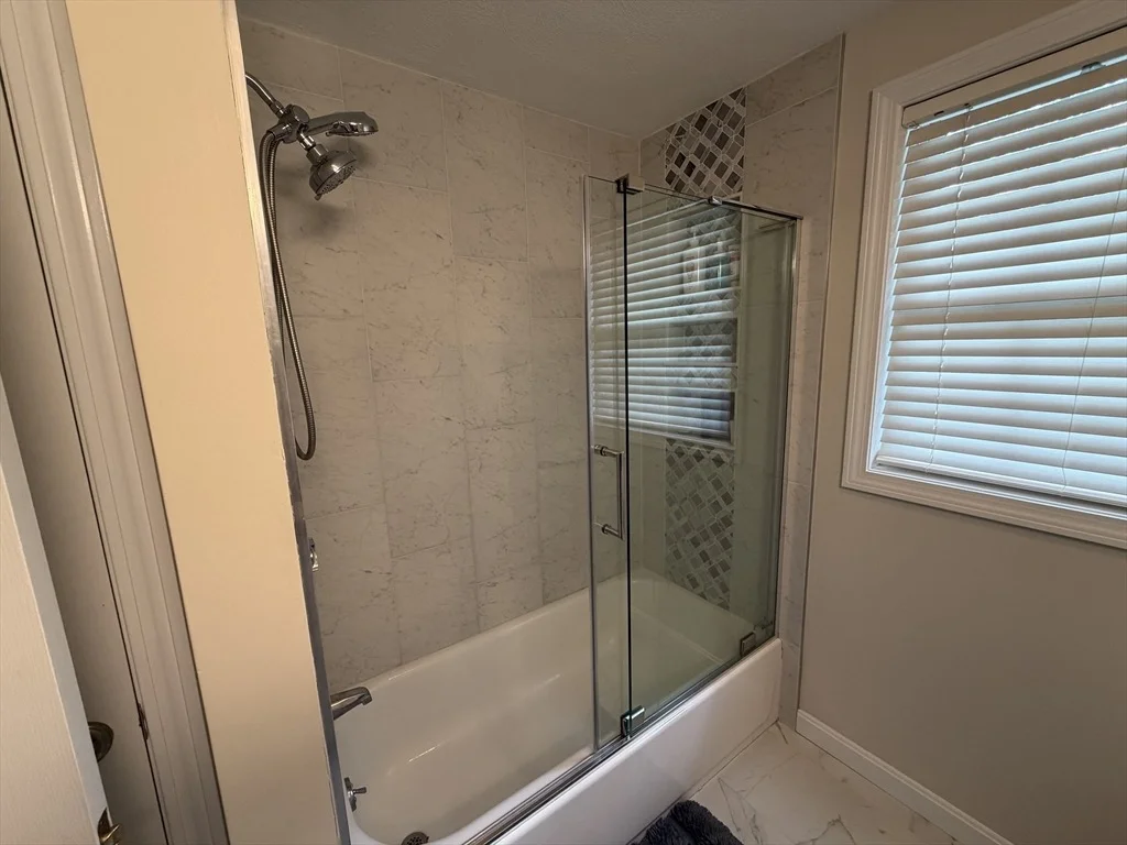 Photo of 25 Winston Cir