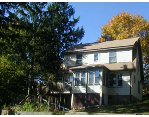 Photo of 205 Broadway