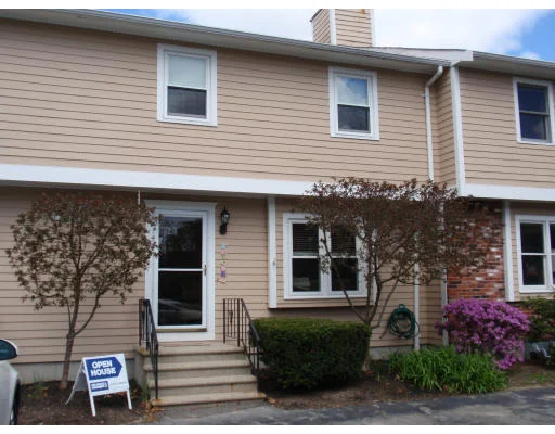 Photo of Unit 4 at 5 Robin Circle