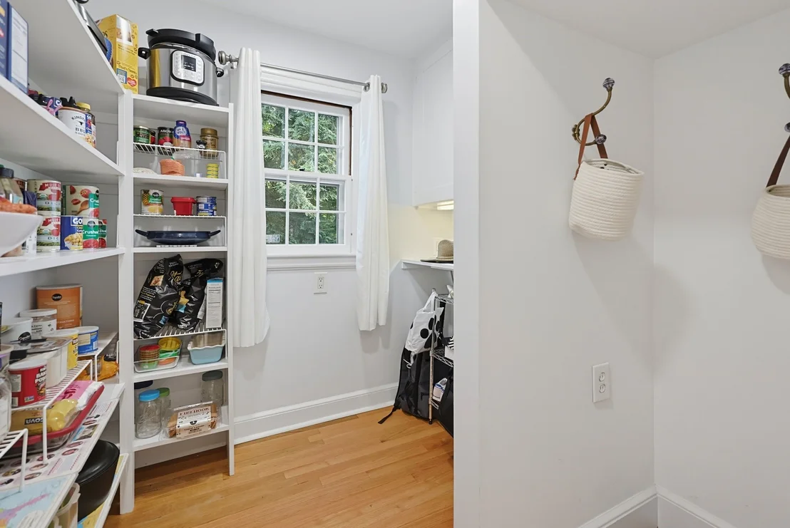 Photo of 28 Drury Ln