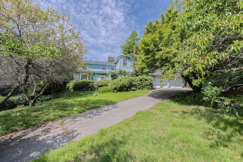 Photo of 179 Whitins Road