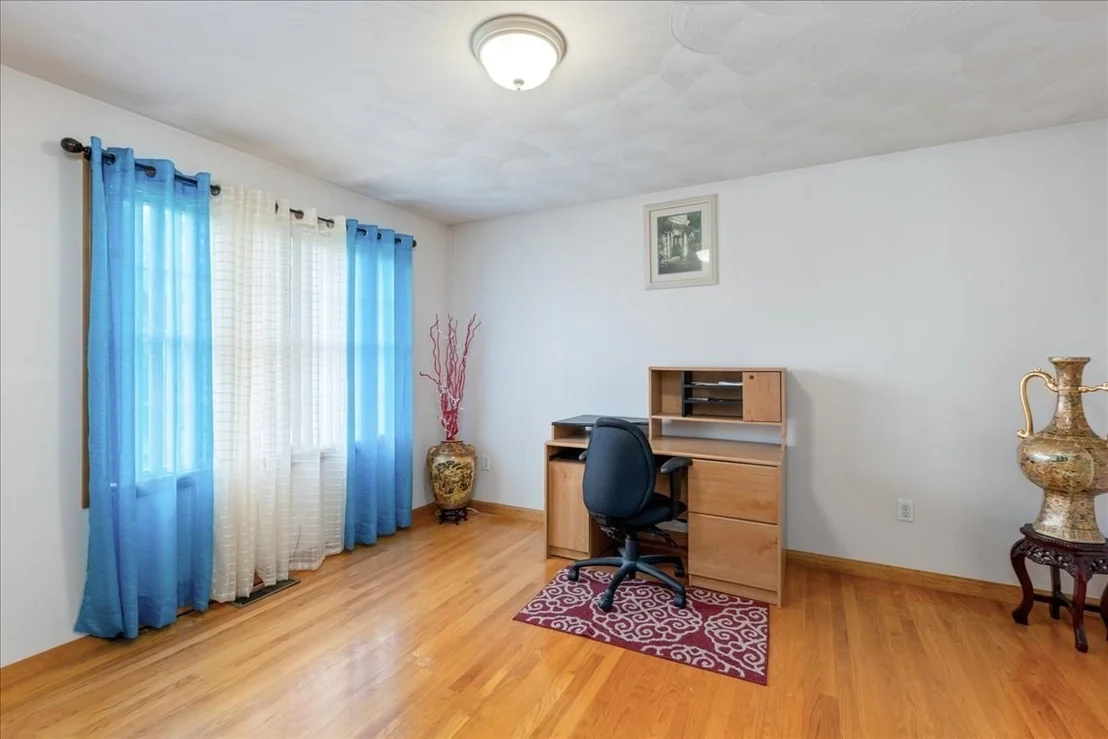 Photo of 8 Hunter Ave