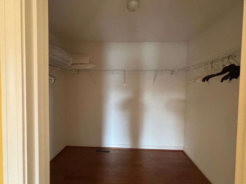 Photo of 70 Heritage Road