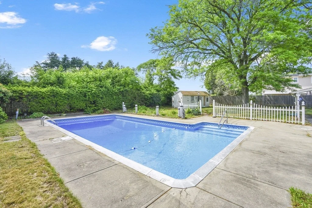 Photo of 135 Bulat Dr