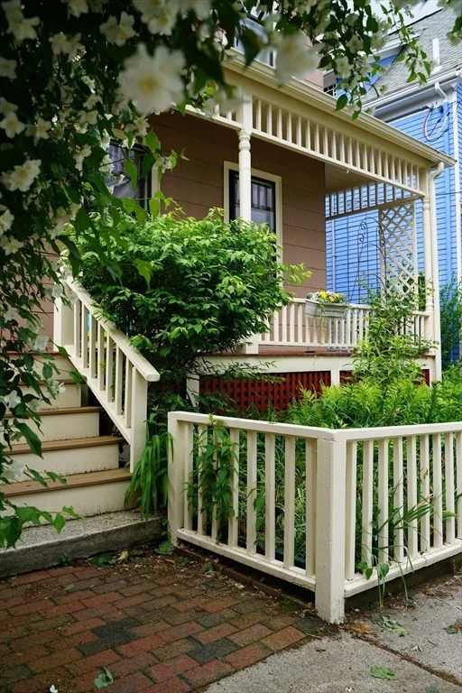 Photo of 10 Mountain Ave