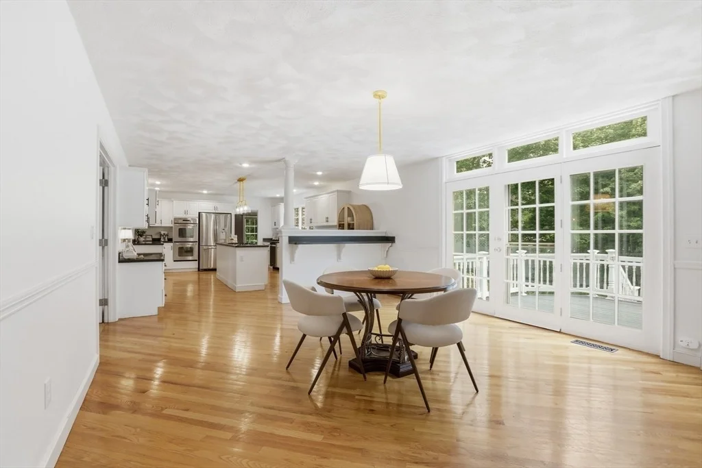 Photo of 4 Farnham Circle