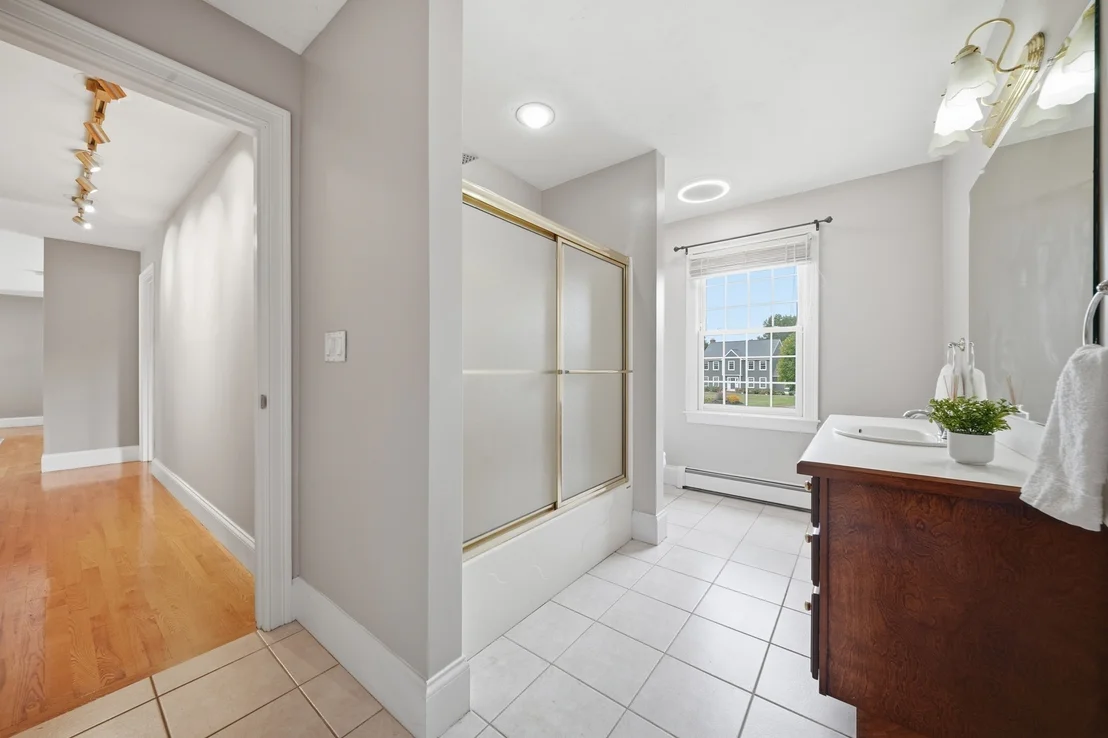 Photo of 55 Squire Shaler Ln