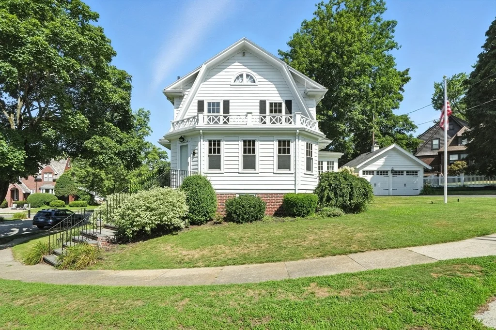 Photo of 83 Traincroft