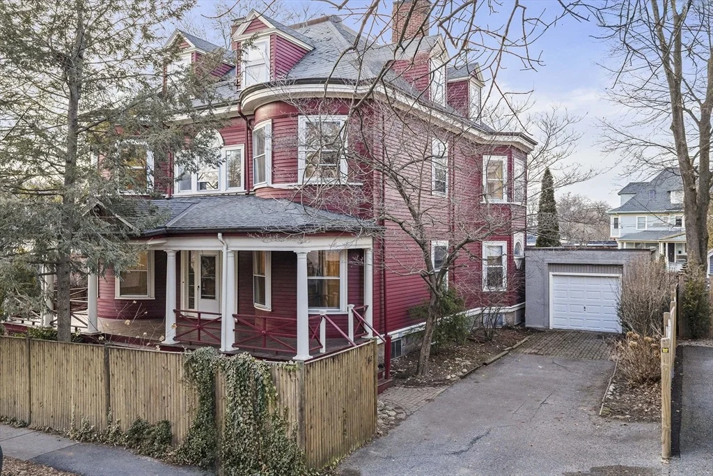 Photo of 62 Fuller St
