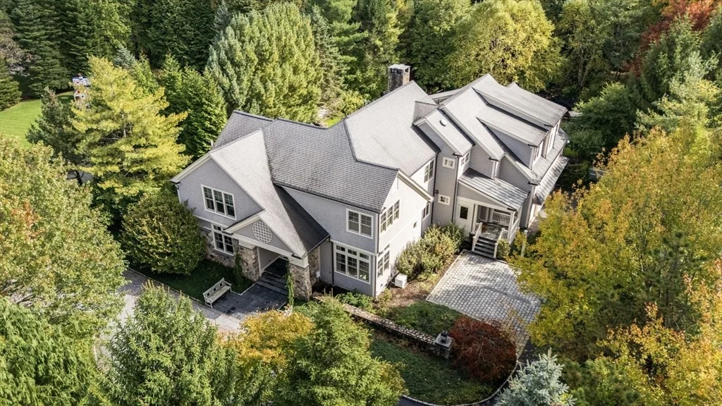 Photo of 9 Stonegate Dr