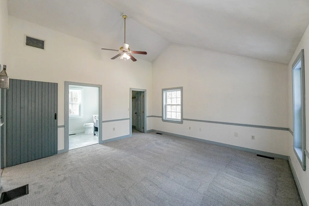 Photo of 10 Briggs Lane
