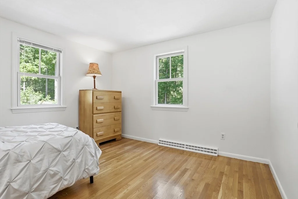 Photo of 39 Ethan Allen Dr.