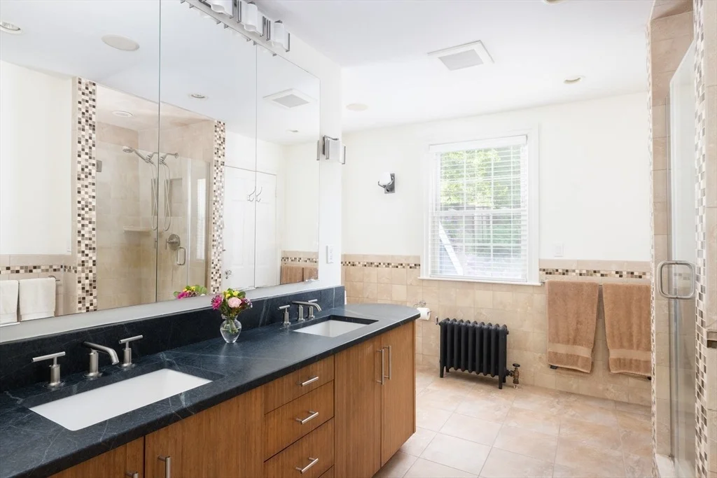 Photo of 81 Intervale Road