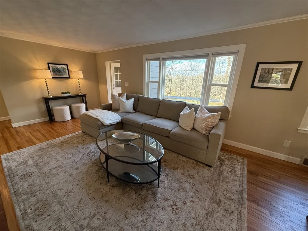 Photo of 81 Brush Hill Rd