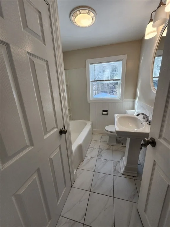 Photo of 16 Hough Rd