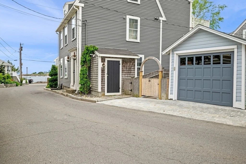 Photo of 31 Franklin St