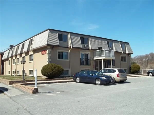 Photo of Unit 7 at 222 Stackpole St
