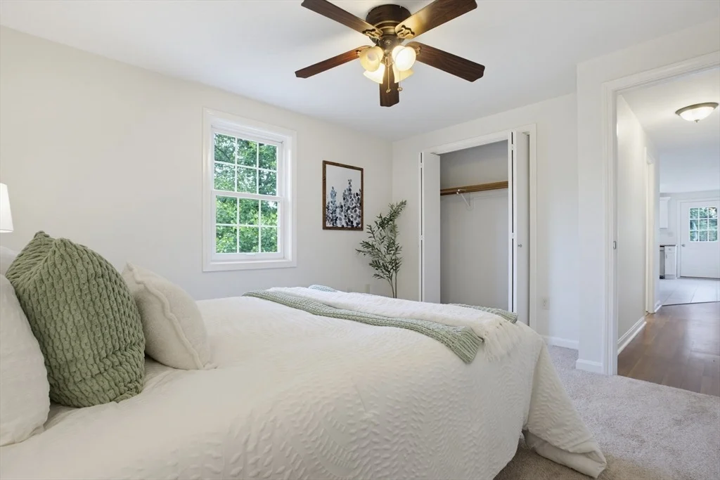 Photo of 290 Bemis Rd