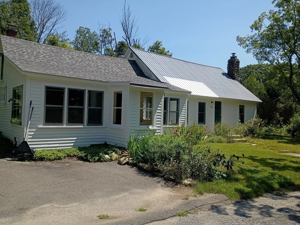 Photo of 182 Neilson Rd