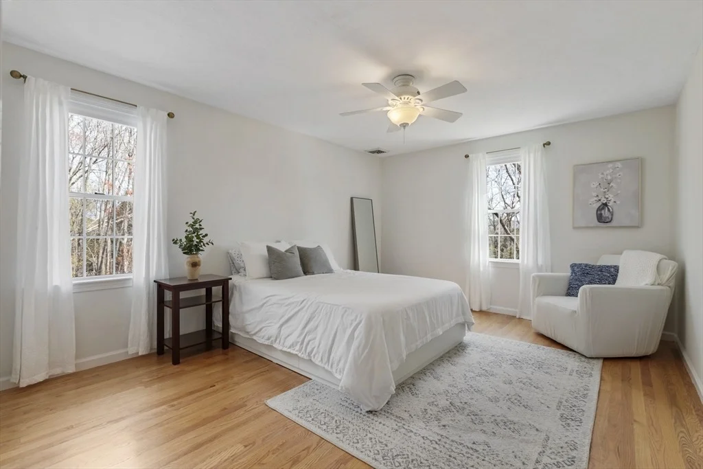 Photo of 11 Southwoods Cir