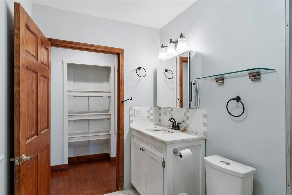 Photo of 25 Maple Street