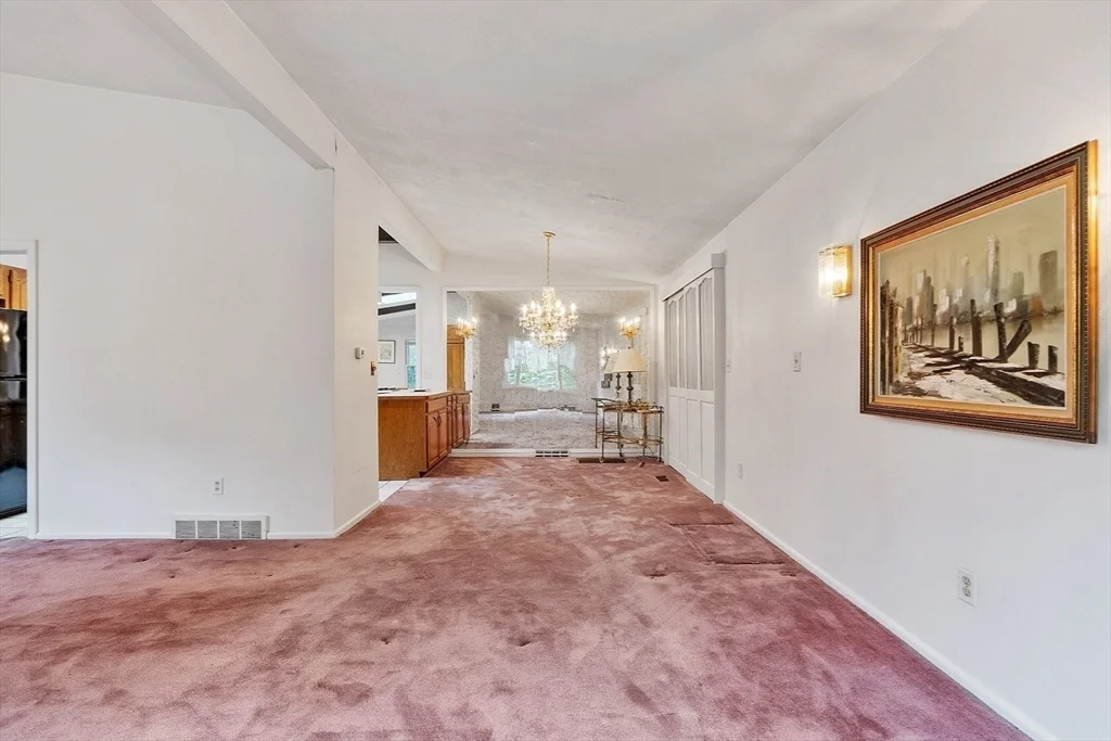 Photo of 12 Debra Ln