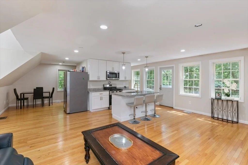 Photo of 10 Blye Rd