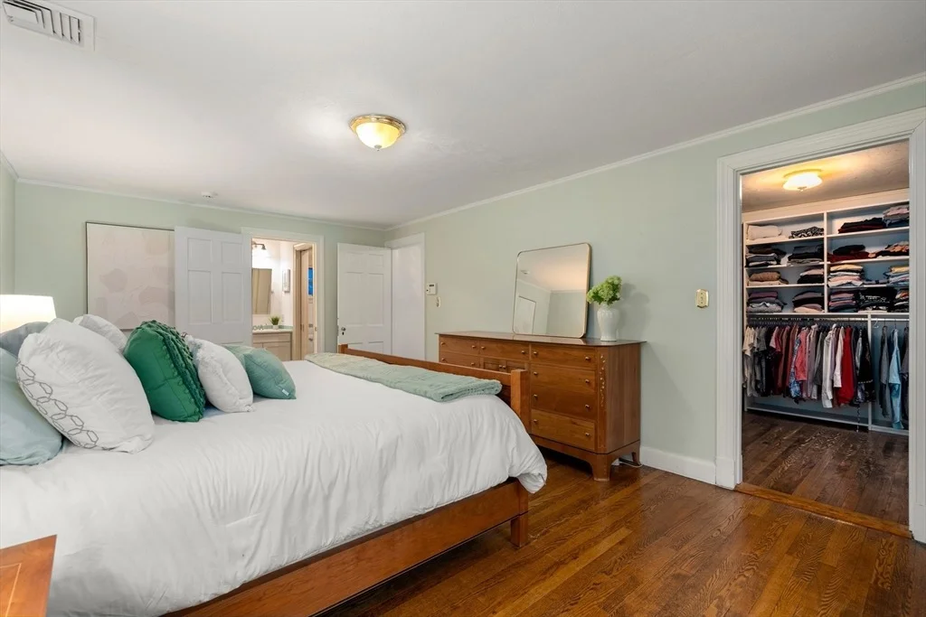 Photo of 21 Sheldon Rd