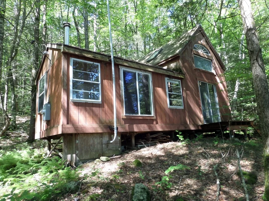 Photo of 155 River Rd