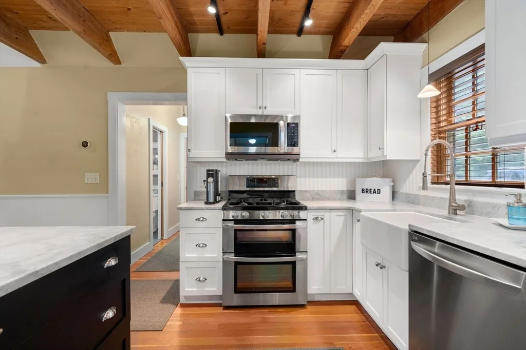 Photo of 145 Dexter Ln