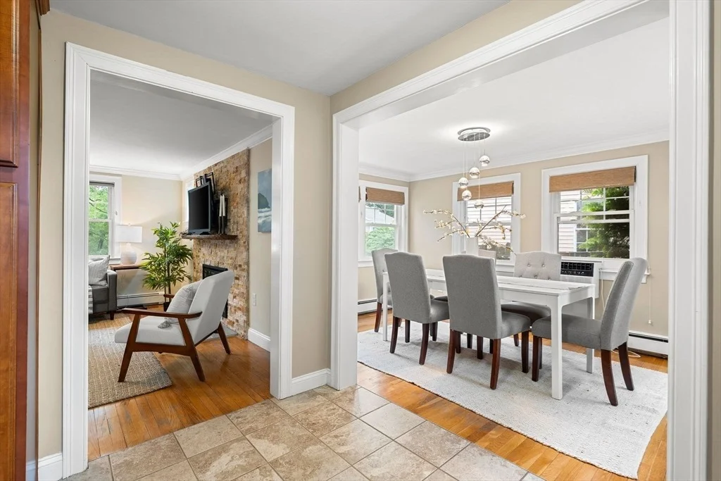 Photo of 19 Cunningham Cir
