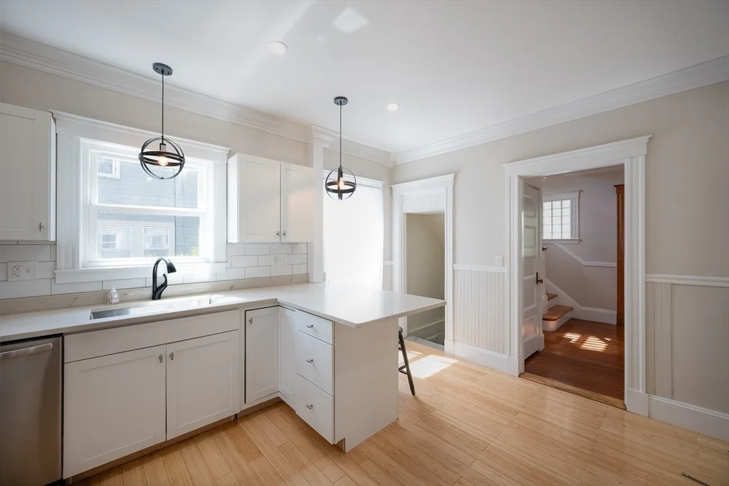 Photo of 112 Dyer Ave