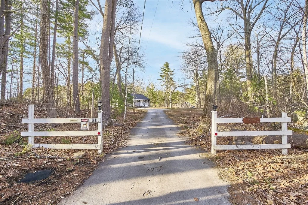 Photo of 81 Pine Tree Lane