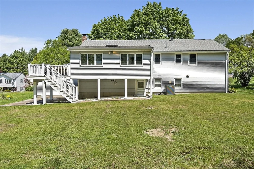 Photo of 6 Sandy Ridge Cir