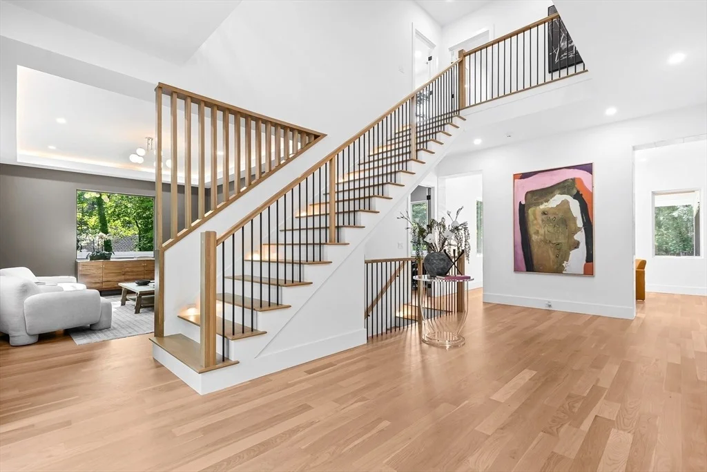 Photo of 365 Charles River St