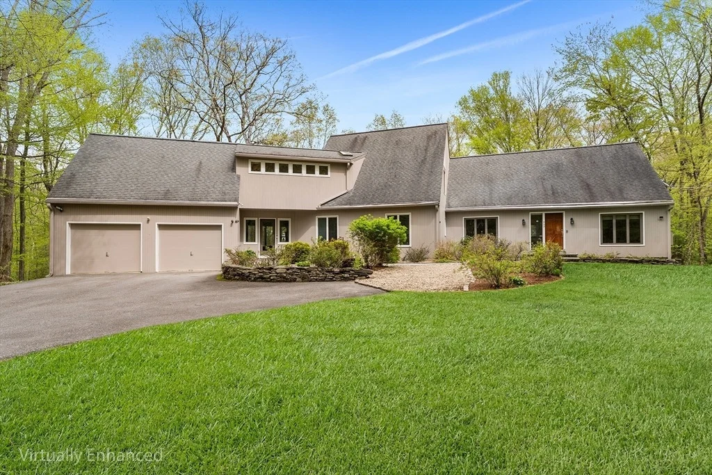 Photo of 320 Nagog Hill Rd
