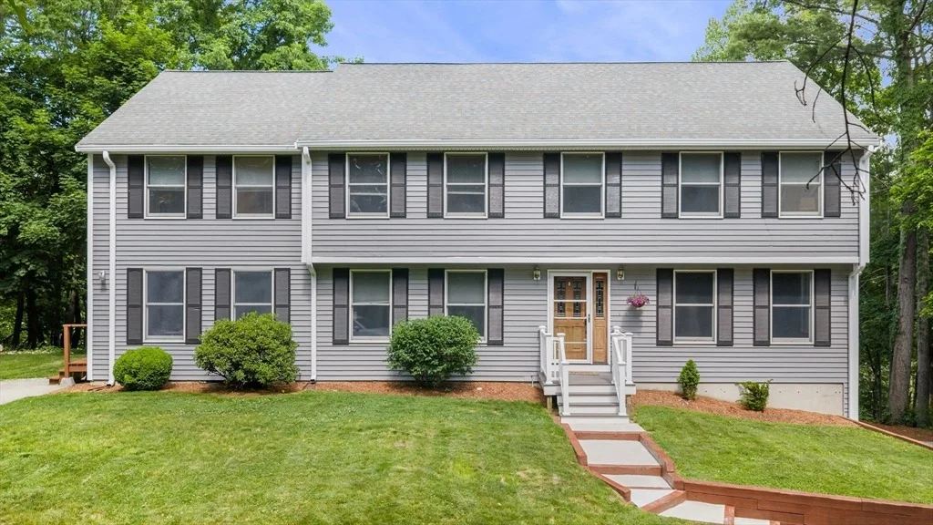 Photo of 10 Grandview Rd