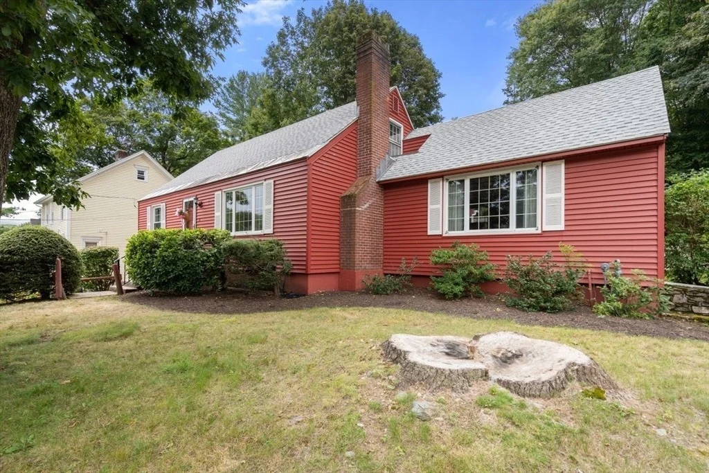 Photo of 51 Wildrose Ave