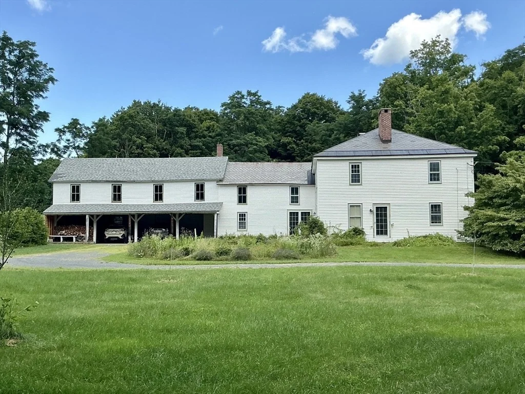 Photo of 238 Briar Hill Rd
