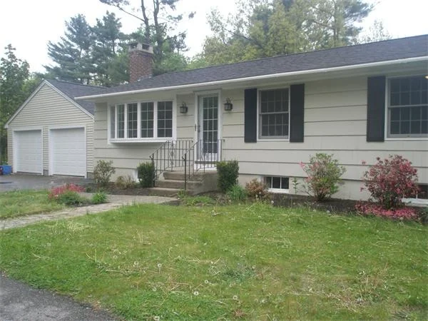 Photo of 2046 Main Street
