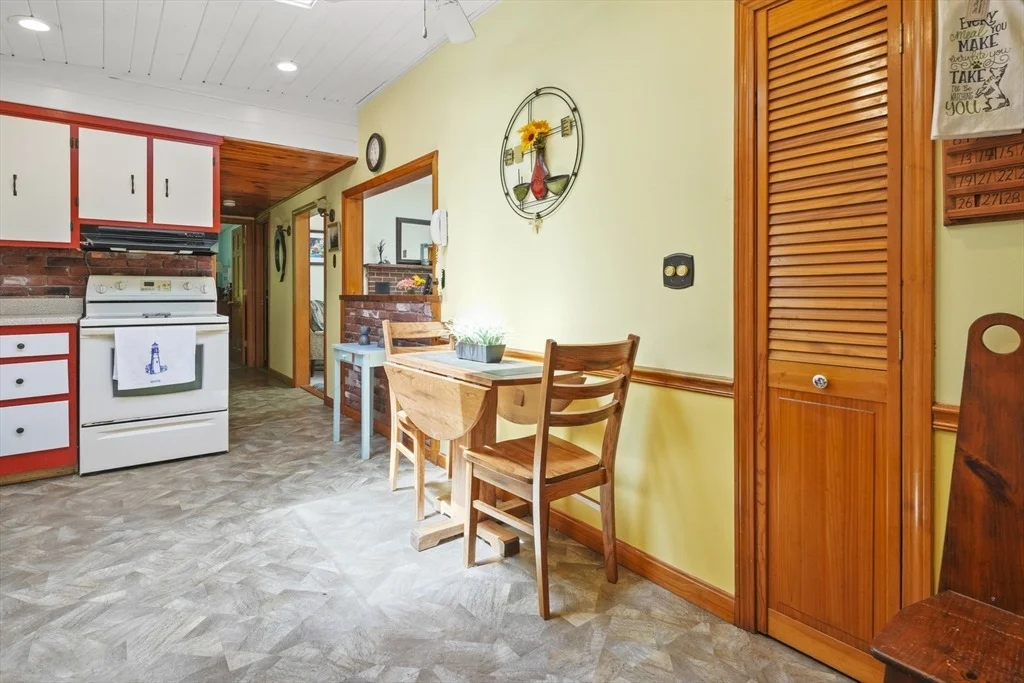 Photo of 150 Townsend Harbor Road