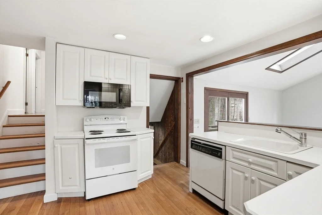 Photo of 8 Ledgewood Drive