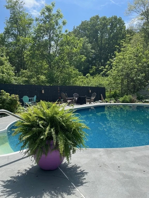 Photo of 57 Parenteau Dr