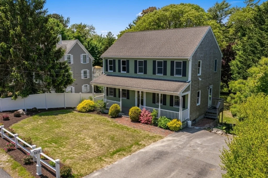 Photo of 1311 Main Street