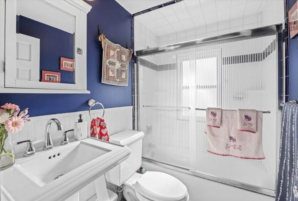 Photo of 43 Keyes St