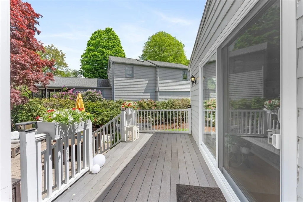 Photo of 106 Annawan Rd